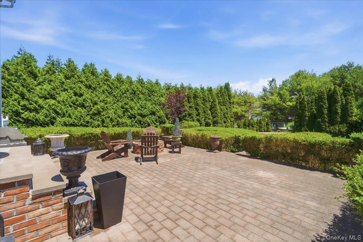 2 Mercedes Court, Brookhaven, NY, 4 Bedrooms Bedrooms, 8 Rooms Rooms,2 BathroomsBathrooms,Residential,For Rent,Mercedes,0,1011420 2 Mercedes Court, Brookhaven, NY, 4 Bedrooms Bedrooms, 8 Rooms Rooms,2 BathroomsBathrooms,Residential,For Rent,Mercedes,0,1011420