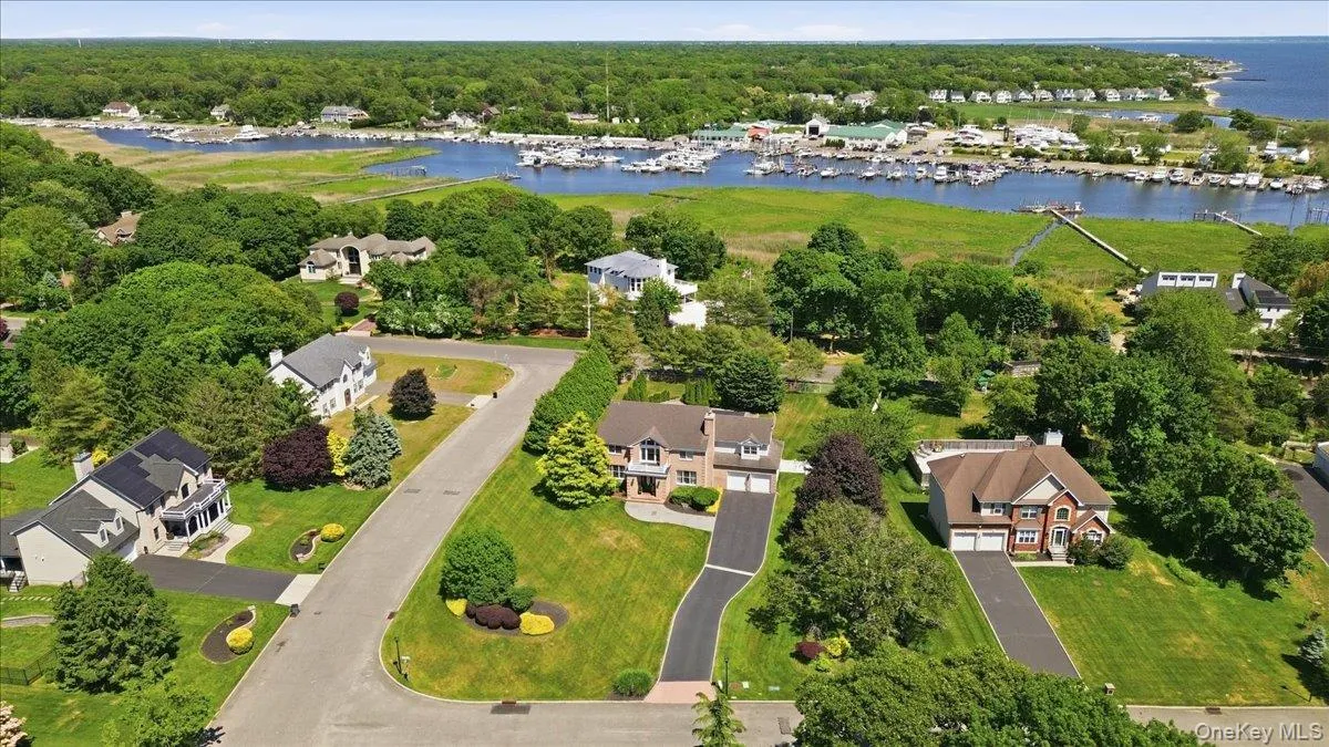 2 Mercedes Court, Brookhaven, NY, 4 Bedrooms Bedrooms, 8 Rooms Rooms,2 BathroomsBathrooms,Residential,For Rent,Mercedes,0,1011420 2 Mercedes Court, Brookhaven, NY, 4 Bedrooms Bedrooms, 8 Rooms Rooms,2 BathroomsBathrooms,Residential,For Rent,Mercedes,0,1011420