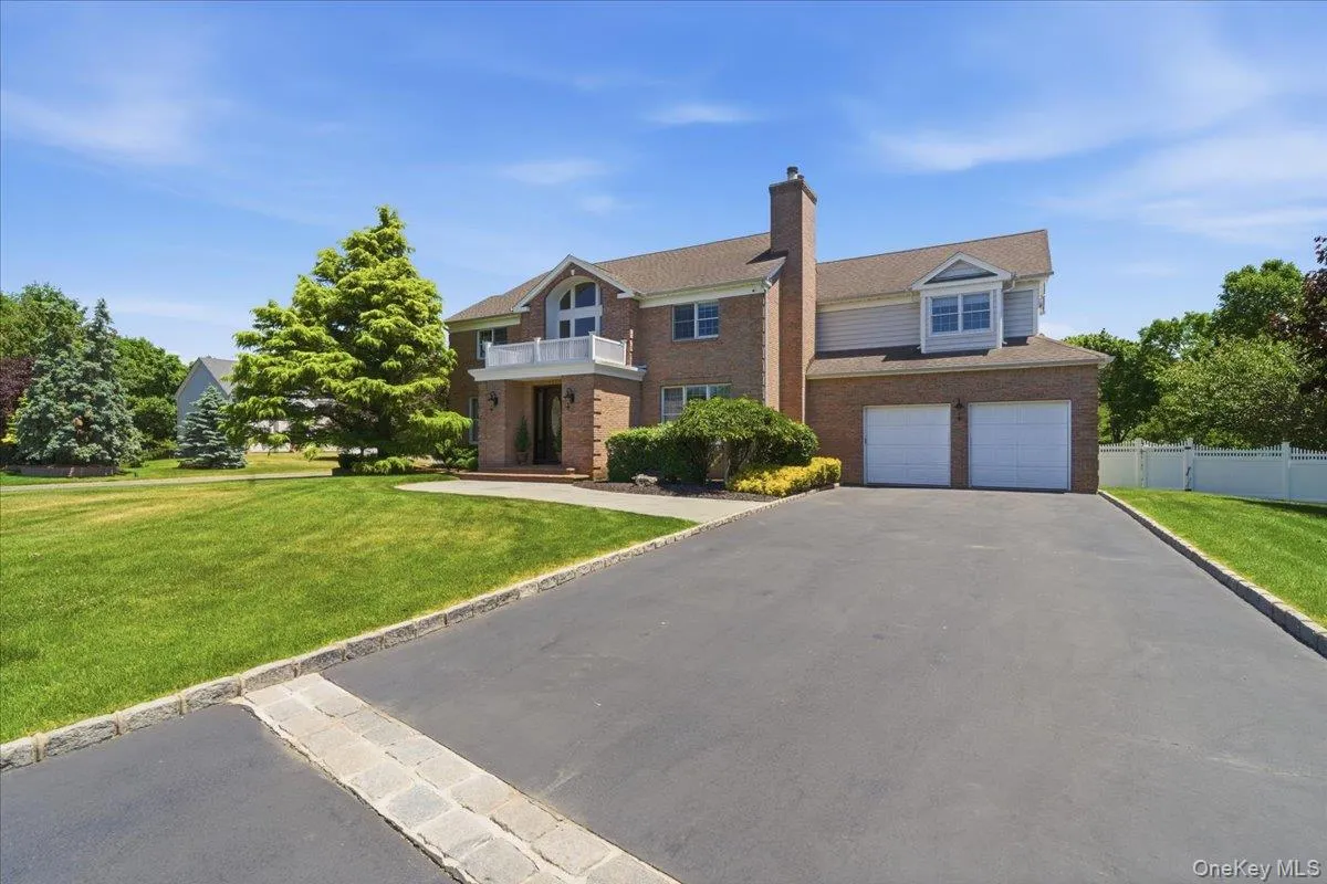2 Mercedes Court, Brookhaven, NY, 4 Bedrooms Bedrooms, 8 Rooms Rooms,2 BathroomsBathrooms,Residential,For Rent,Mercedes,0,1011420 2 Mercedes Court, Brookhaven, NY, 4 Bedrooms Bedrooms, 8 Rooms Rooms,2 BathroomsBathrooms,Residential,For Rent,Mercedes,0,1011420