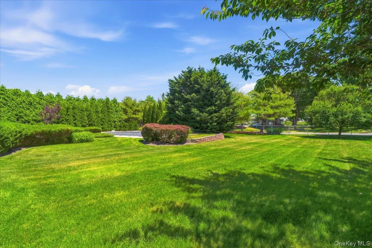 2 Mercedes Court, Brookhaven, NY, 4 Bedrooms Bedrooms, 8 Rooms Rooms,2 BathroomsBathrooms,Residential,For Rent,Mercedes,0,1011420 2 Mercedes Court, Brookhaven, NY, 4 Bedrooms Bedrooms, 8 Rooms Rooms,2 BathroomsBathrooms,Residential,For Rent,Mercedes,0,1011420