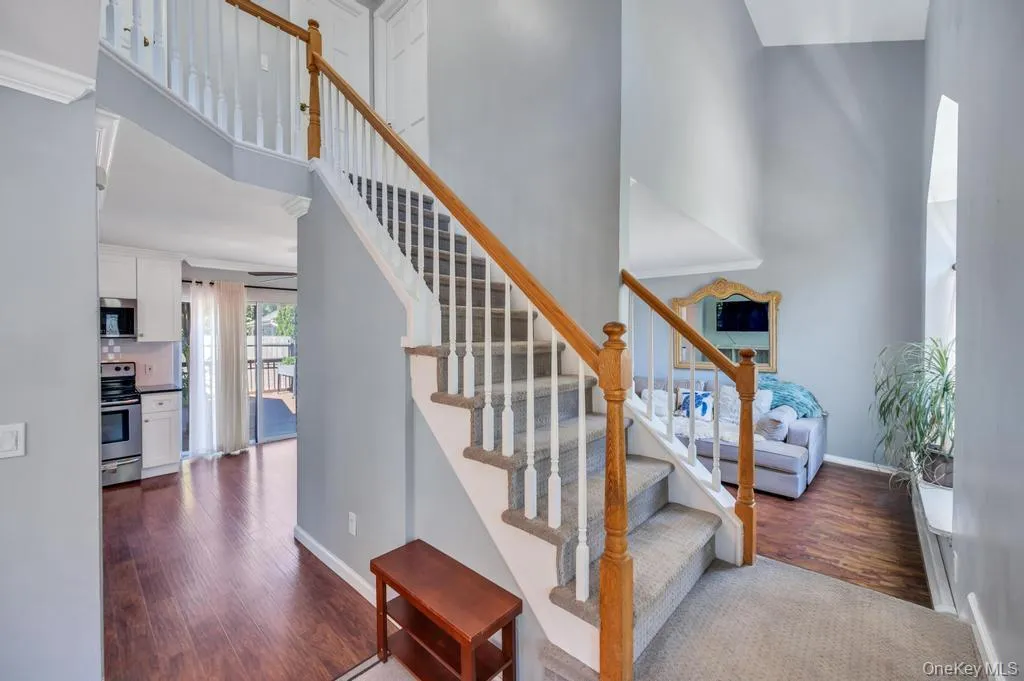 14 Cherry Road, Brookhaven, NY, 3 Bedrooms Bedrooms, 7 Rooms Rooms,2 BathroomsBathrooms,Residential,For Rent,Cherry,0,1011433 14 Cherry Road, Brookhaven, NY, 3 Bedrooms Bedrooms, 7 Rooms Rooms,2 BathroomsBathrooms,Residential,For Rent,Cherry,0,1011433