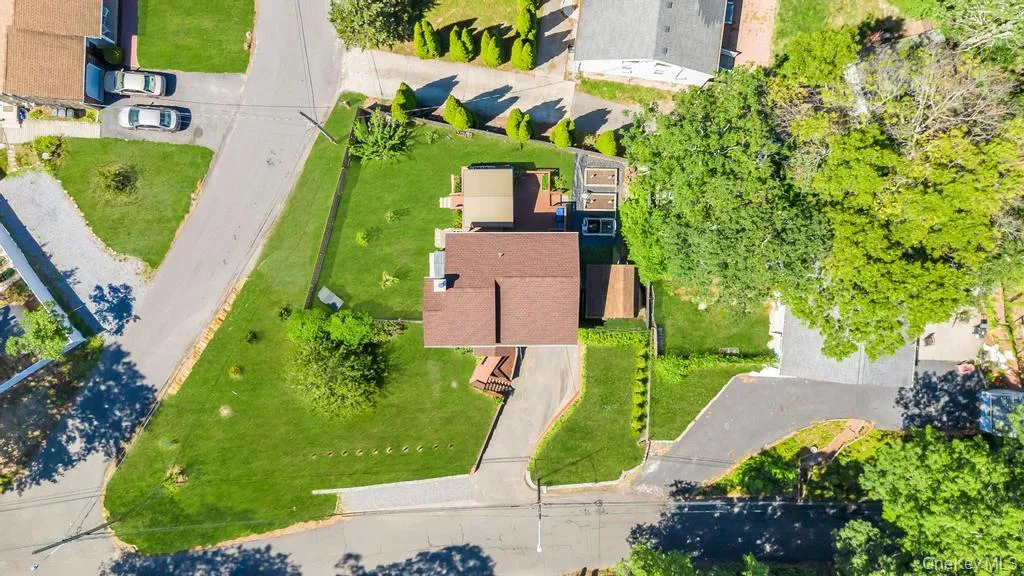 14 Cherry Road, Brookhaven, NY, 3 Bedrooms Bedrooms, 7 Rooms Rooms,2 BathroomsBathrooms,Residential,For Rent,Cherry,0,1011433 14 Cherry Road, Brookhaven, NY, 3 Bedrooms Bedrooms, 7 Rooms Rooms,2 BathroomsBathrooms,Residential,For Rent,Cherry,0,1011433