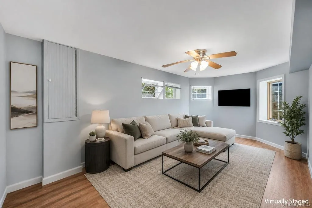 14 Cherry Road, Brookhaven, NY, 3 Bedrooms Bedrooms, 7 Rooms Rooms,2 BathroomsBathrooms,Residential,For Rent,Cherry,0,1011433 14 Cherry Road, Brookhaven, NY, 3 Bedrooms Bedrooms, 7 Rooms Rooms,2 BathroomsBathrooms,Residential,For Rent,Cherry,0,1011433
