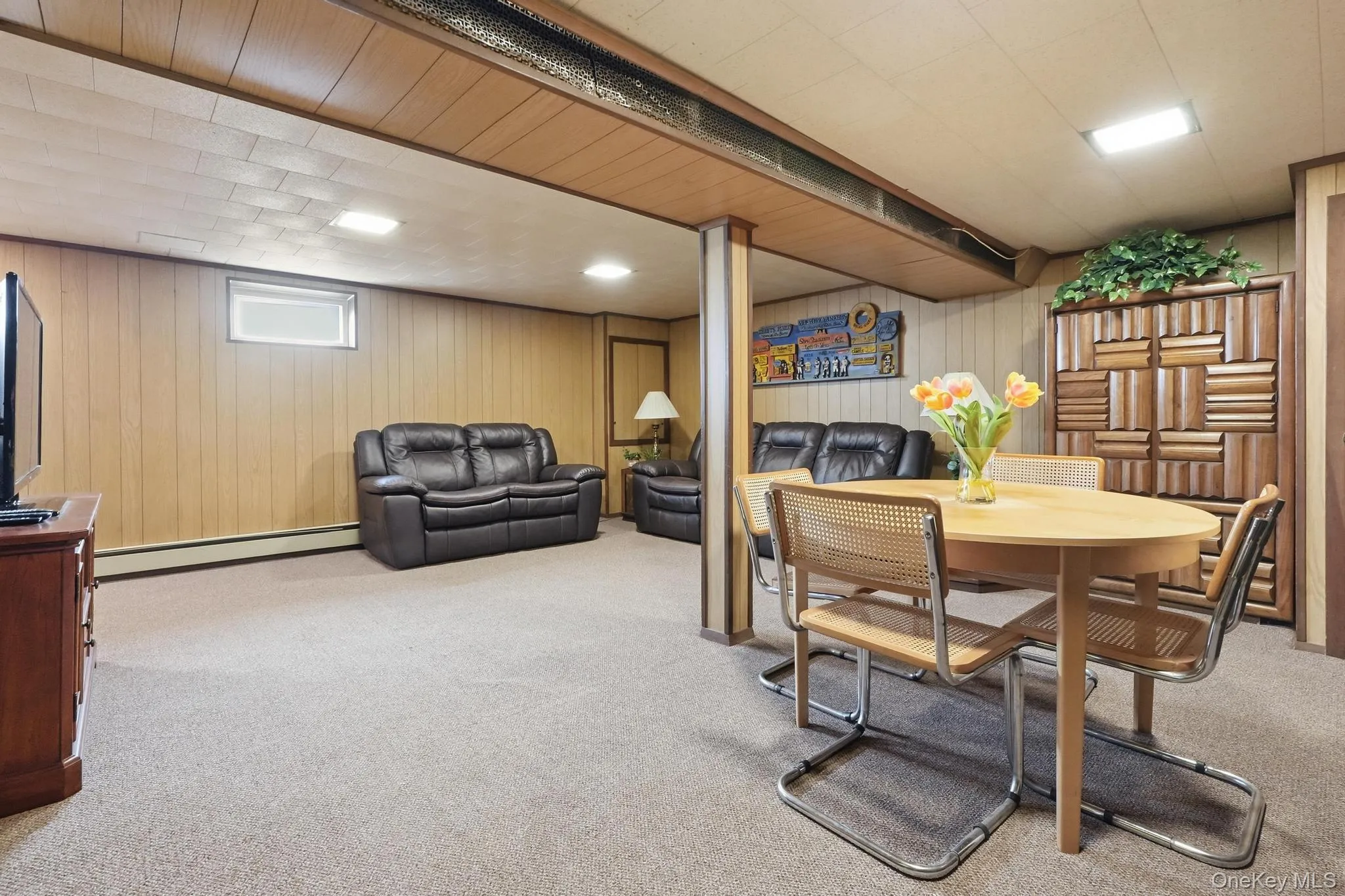 24616 86th Road, New York, NY, 4 Bedrooms Bedrooms, 8 Rooms Rooms,2 BathroomsBathrooms,Residential,For Rent,86th,0,1011434 24616 86th Road, New York, NY, 4 Bedrooms Bedrooms, 8 Rooms Rooms,2 BathroomsBathrooms,Residential,For Rent,86th,0,1011434
