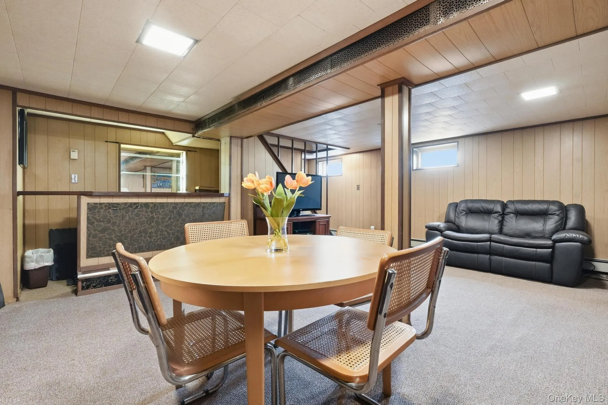 24616 86th Road, New York, NY, 4 Bedrooms Bedrooms, 8 Rooms Rooms,2 BathroomsBathrooms,Residential,For Rent,86th,0,1011434 24616 86th Road, New York, NY, 4 Bedrooms Bedrooms, 8 Rooms Rooms,2 BathroomsBathrooms,Residential,For Rent,86th,0,1011434