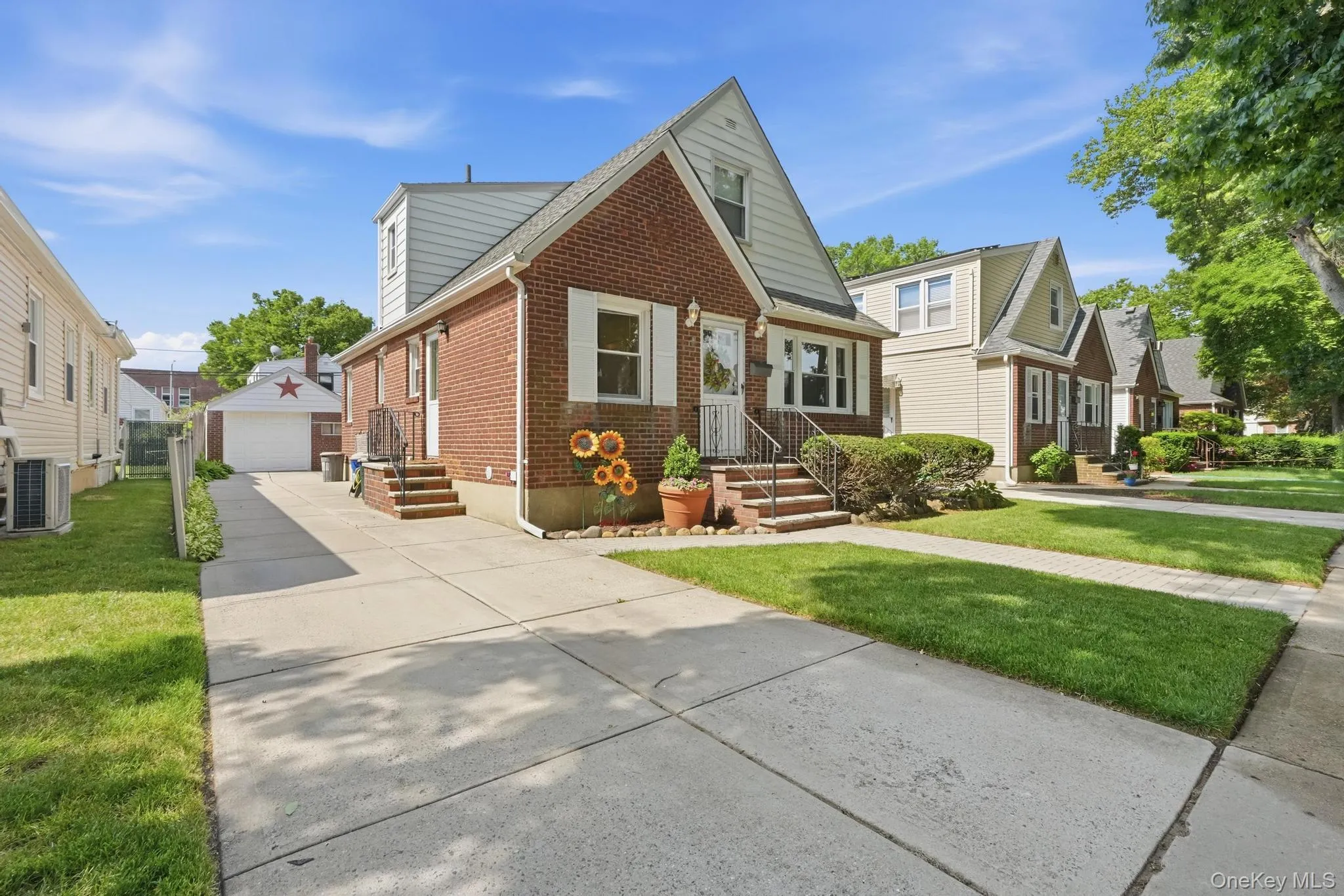 24616 86th Road, New York, NY, 4 Bedrooms Bedrooms, 8 Rooms Rooms,2 BathroomsBathrooms,Residential,For Rent,86th,0,1011434 24616 86th Road, New York, NY, 4 Bedrooms Bedrooms, 8 Rooms Rooms,2 BathroomsBathrooms,Residential,For Rent,86th,0,1011434