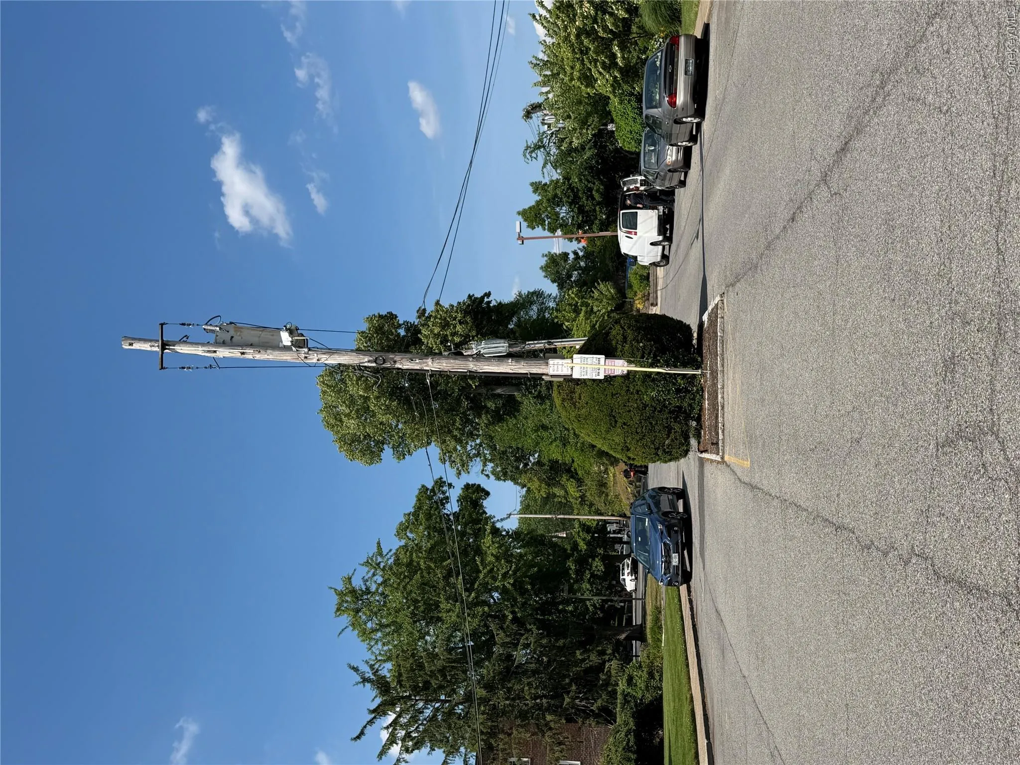 Agents Only: Park at the utility pole, Hazards flashing, biz card on the dash. Agents Only: Park at the utility pole, Hazards flashing, biz card on the dash.