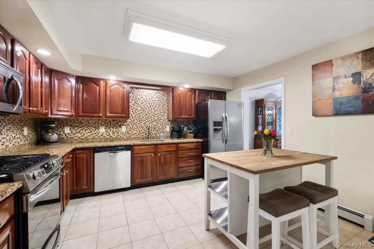 241 Catherine Street, Cortlandt, NY, 2 Bedrooms Bedrooms, 6 Rooms Rooms,2 BathroomsBathrooms,Residential,For Rent,Catherine,0,1011448 241 Catherine Street, Cortlandt, NY, 2 Bedrooms Bedrooms, 6 Rooms Rooms,2 BathroomsBathrooms,Residential,For Rent,Catherine,0,1011448