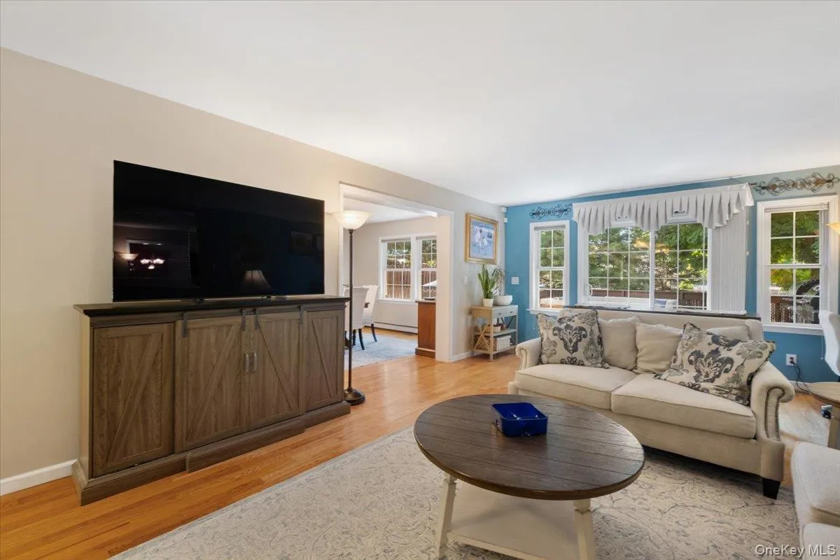 241 Catherine Street, Cortlandt, NY, 2 Bedrooms Bedrooms, 6 Rooms Rooms,2 BathroomsBathrooms,Residential,For Rent,Catherine,0,1011448 241 Catherine Street, Cortlandt, NY, 2 Bedrooms Bedrooms, 6 Rooms Rooms,2 BathroomsBathrooms,Residential,For Rent,Catherine,0,1011448