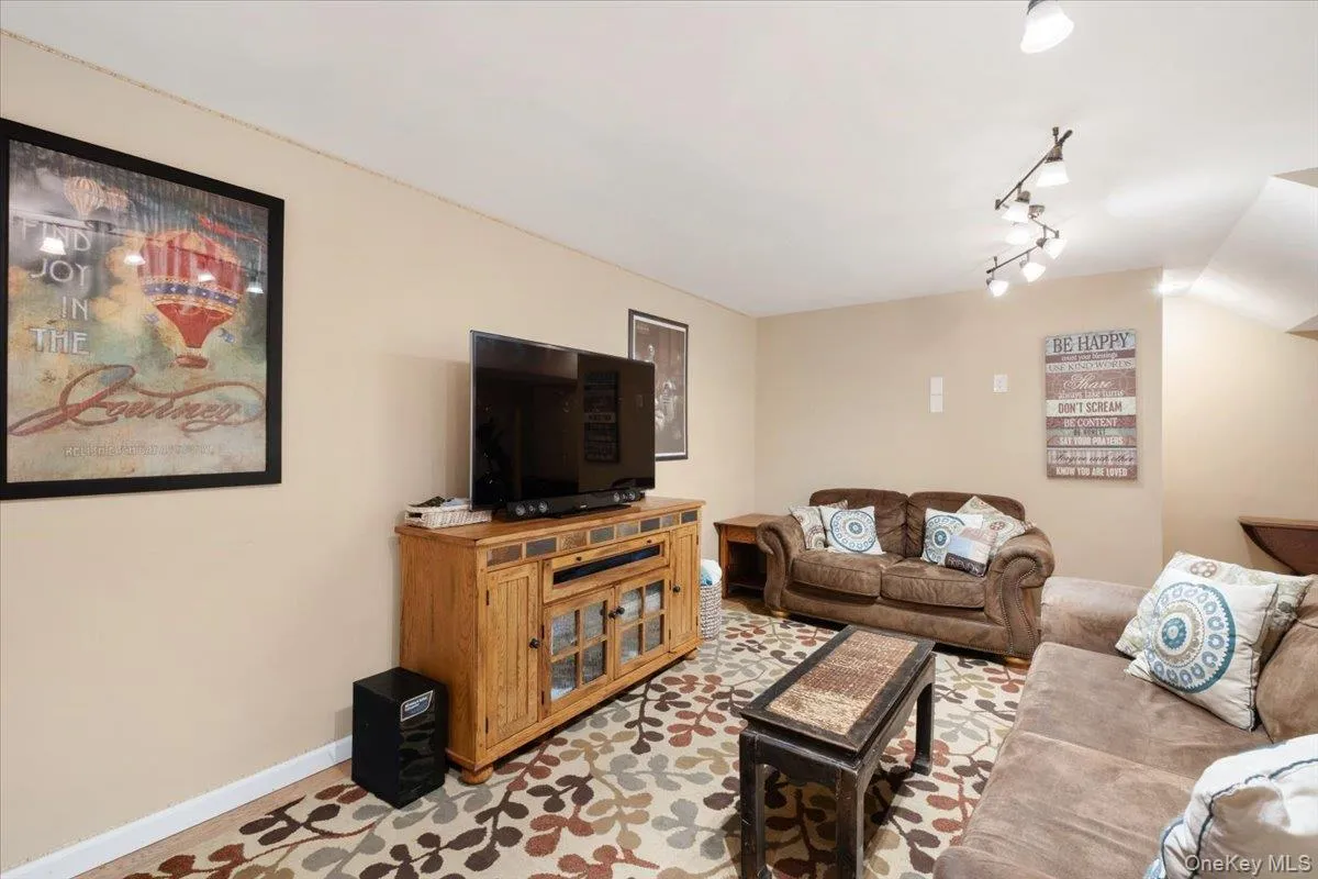 241 Catherine Street, Cortlandt, NY, 2 Bedrooms Bedrooms, 6 Rooms Rooms,2 BathroomsBathrooms,Residential,For Rent,Catherine,0,1011448 241 Catherine Street, Cortlandt, NY, 2 Bedrooms Bedrooms, 6 Rooms Rooms,2 BathroomsBathrooms,Residential,For Rent,Catherine,0,1011448