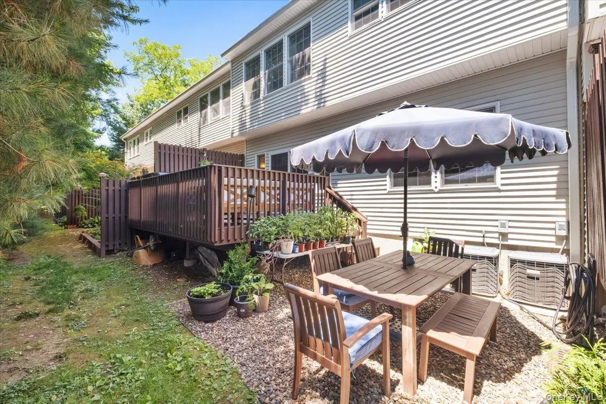 241 Catherine Street, Cortlandt, NY, 2 Bedrooms Bedrooms, 6 Rooms Rooms,2 BathroomsBathrooms,Residential,For Rent,Catherine,0,1011448 241 Catherine Street, Cortlandt, NY, 2 Bedrooms Bedrooms, 6 Rooms Rooms,2 BathroomsBathrooms,Residential,For Rent,Catherine,0,1011448