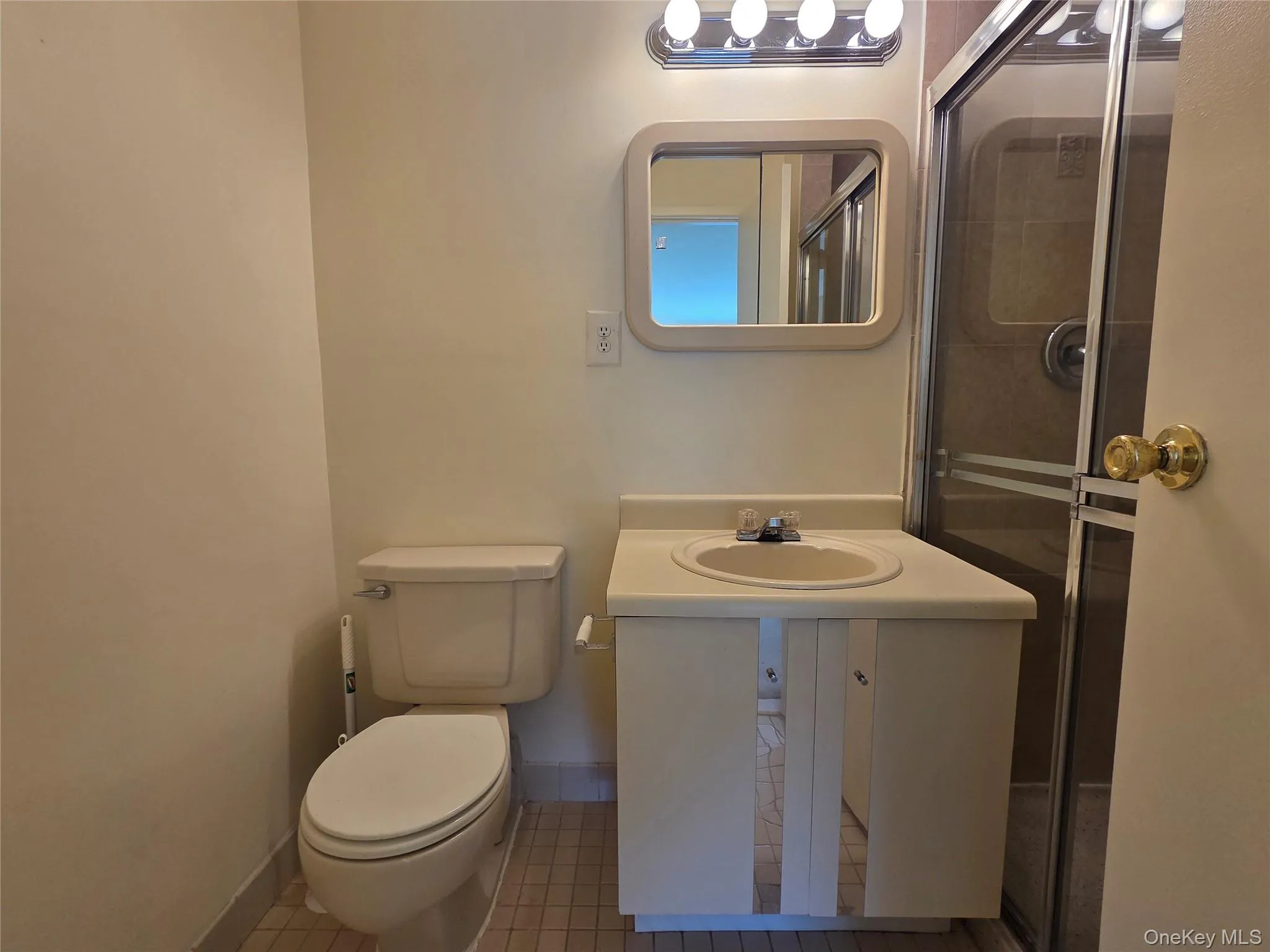 12-29 Diane Place, New York, NY, 3 Bedrooms Bedrooms, 6 Rooms Rooms,2 BathroomsBathrooms,Residential Lease,For Rent,Diane,0,1011449 12-29 Diane Place, New York, NY, 3 Bedrooms Bedrooms, 6 Rooms Rooms,2 BathroomsBathrooms,Residential Lease,For Rent,Diane,0,1011449