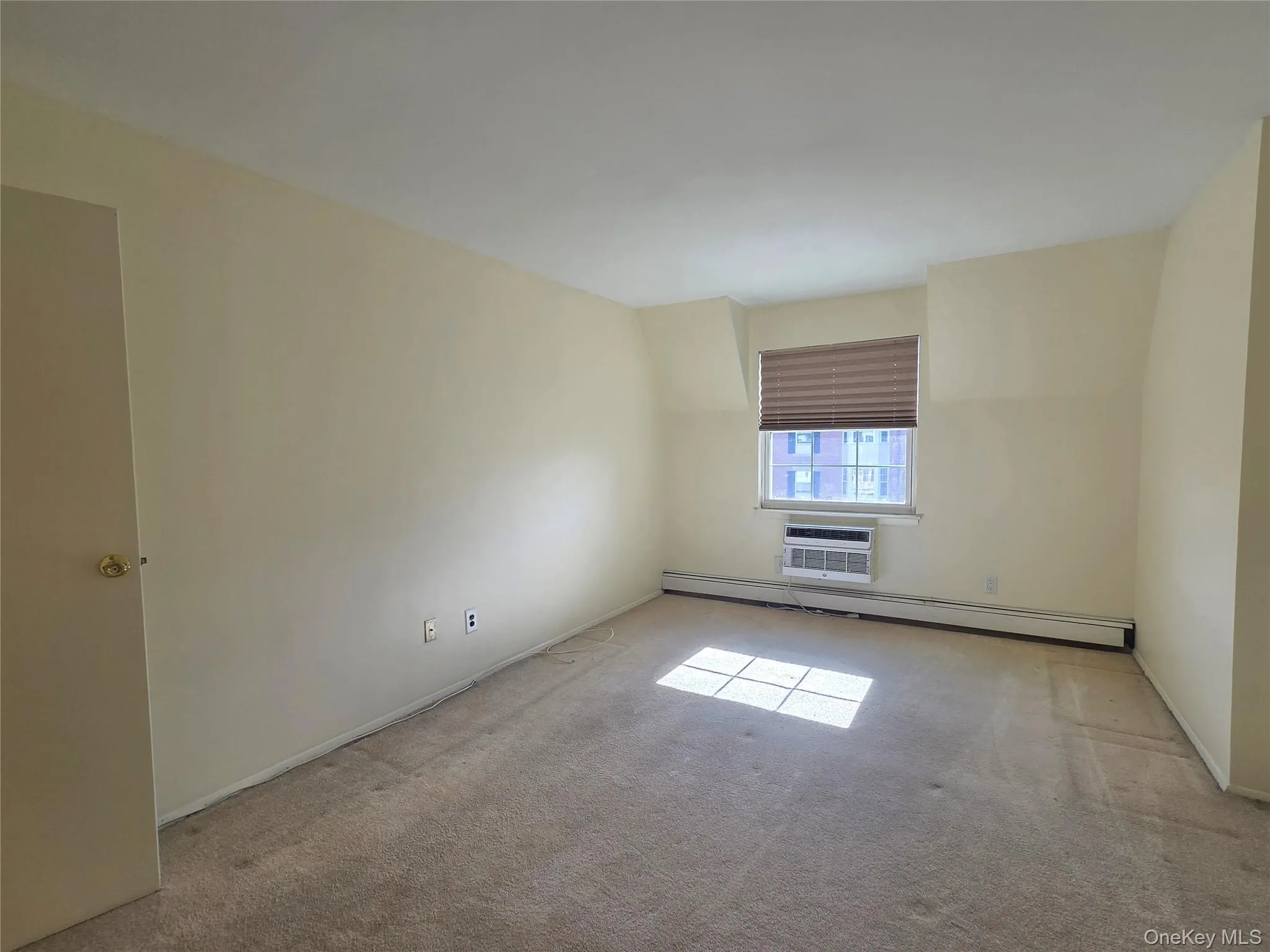 12-29 Diane Place, New York, NY, 3 Bedrooms Bedrooms, 6 Rooms Rooms,2 BathroomsBathrooms,Residential Lease,For Rent,Diane,0,1011449 12-29 Diane Place, New York, NY, 3 Bedrooms Bedrooms, 6 Rooms Rooms,2 BathroomsBathrooms,Residential Lease,For Rent,Diane,0,1011449