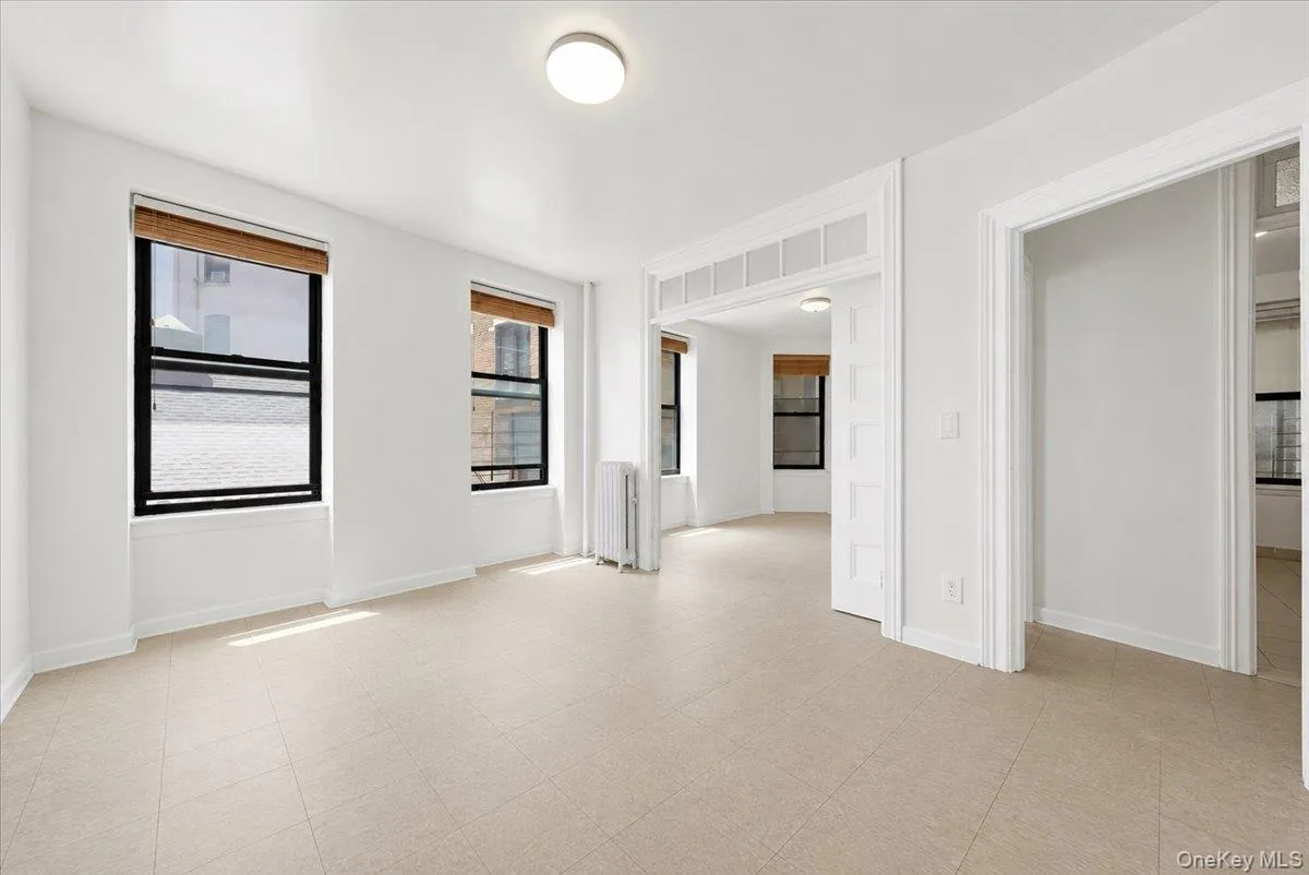 92 Saint Nicholas Avenue, New York, NY, 3 Bedrooms Bedrooms, 6 Rooms Rooms,1 BathroomBathrooms,Residential,For Rent,Saint Nicholas,0,1011454 92 Saint Nicholas Avenue, New York, NY, 3 Bedrooms Bedrooms, 6 Rooms Rooms,1 BathroomBathrooms,Residential,For Rent,Saint Nicholas,0,1011454