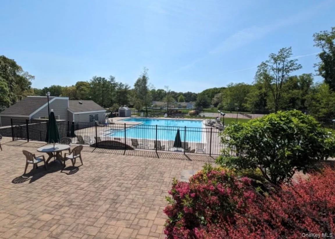 1 Thrush Path, Brookhaven, NY, 2 Bedrooms Bedrooms, 6 Rooms Rooms,1 BathroomBathrooms,Residential,For Rent,Thrush,0,1011456 1 Thrush Path, Brookhaven, NY, 2 Bedrooms Bedrooms, 6 Rooms Rooms,1 BathroomBathrooms,Residential,For Rent,Thrush,0,1011456