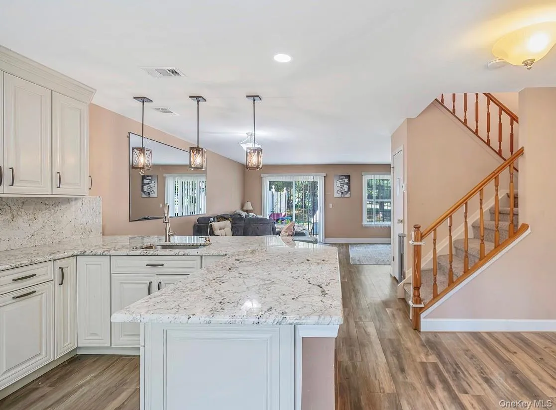 1 Thrush Path, Brookhaven, NY, 2 Bedrooms Bedrooms, 6 Rooms Rooms,1 BathroomBathrooms,Residential,For Rent,Thrush,0,1011456 1 Thrush Path, Brookhaven, NY, 2 Bedrooms Bedrooms, 6 Rooms Rooms,1 BathroomBathrooms,Residential,For Rent,Thrush,0,1011456