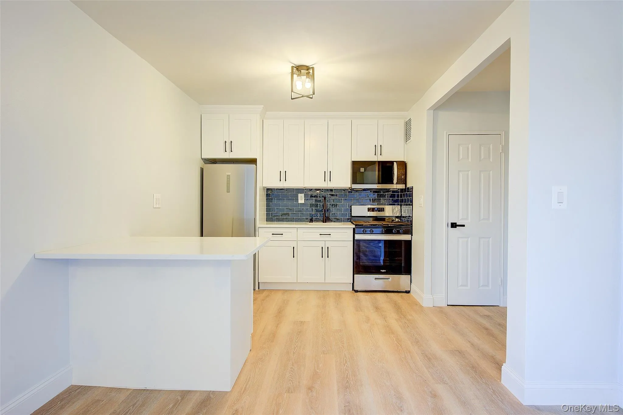 37-50 87th Street, New York, NY, 2 Rooms Rooms,1 BathroomBathrooms,Residential,For Rent,87th,0,1011460 37-50 87th Street, New York, NY, 2 Rooms Rooms,1 BathroomBathrooms,Residential,For Rent,87th,0,1011460