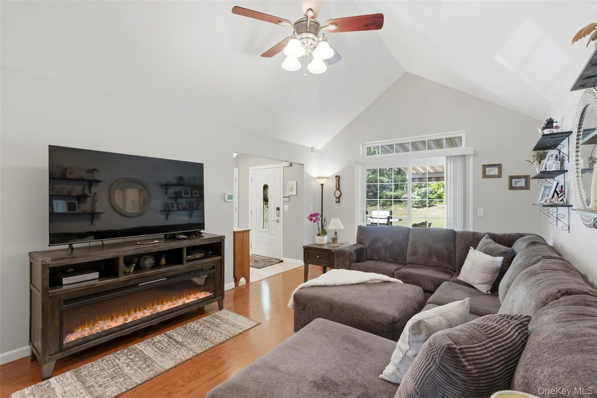 10 Pheasant Trail, Brookhaven, NY, 2 Bedrooms Bedrooms, 5 Rooms Rooms,2 BathroomsBathrooms,Residential,For Rent,Pheasant,0,1011461 10 Pheasant Trail, Brookhaven, NY, 2 Bedrooms Bedrooms, 5 Rooms Rooms,2 BathroomsBathrooms,Residential,For Rent,Pheasant,0,1011461