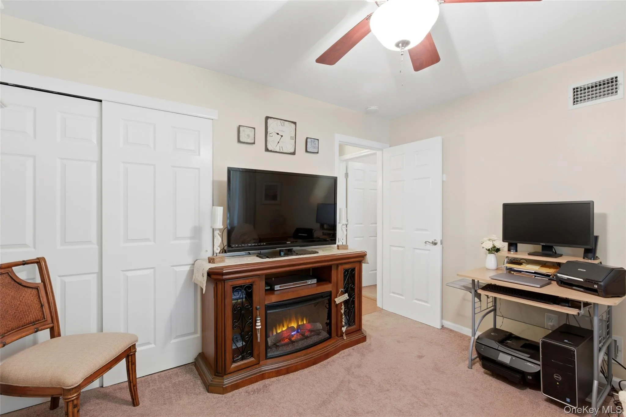 10 Pheasant Trail, Brookhaven, NY, 2 Bedrooms Bedrooms, 5 Rooms Rooms,2 BathroomsBathrooms,Residential,For Rent,Pheasant,0,1011461 10 Pheasant Trail, Brookhaven, NY, 2 Bedrooms Bedrooms, 5 Rooms Rooms,2 BathroomsBathrooms,Residential,For Rent,Pheasant,0,1011461
