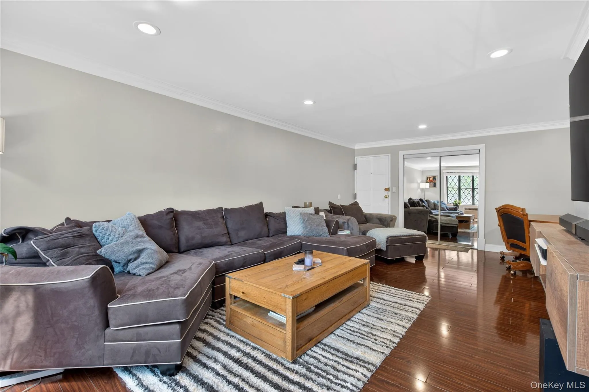 425 Sierra Vista Lane, Clarkstown, NY, 1 Bedroom Bedrooms, 4 Rooms Rooms,1 BathroomBathrooms,Residential,For Rent,Sierra Vista,0,1011462 425 Sierra Vista Lane, Clarkstown, NY, 1 Bedroom Bedrooms, 4 Rooms Rooms,1 BathroomBathrooms,Residential,For Rent,Sierra Vista,0,1011462