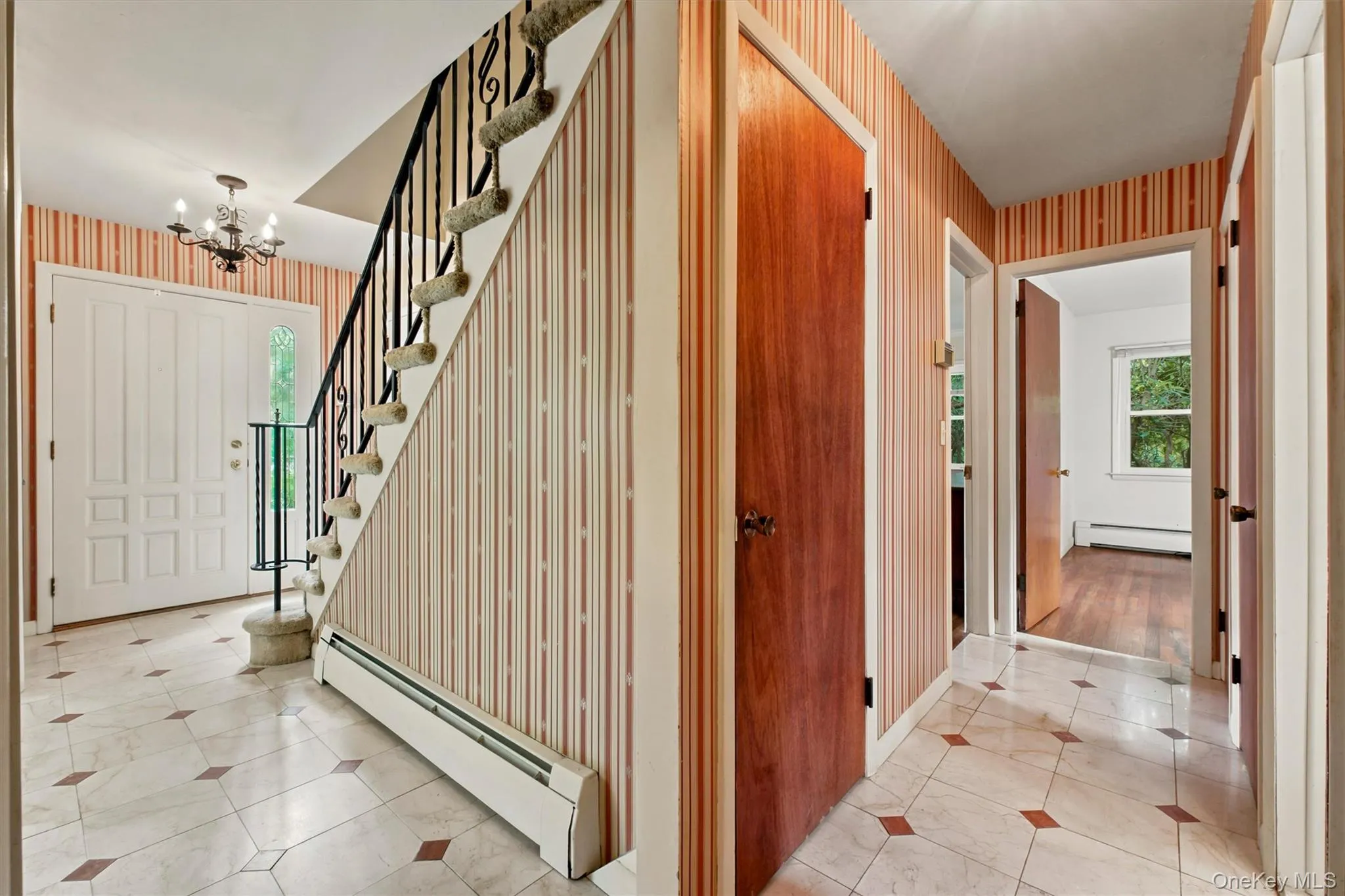 Main level includes two additional bedrooms and full bath Main level includes two additional bedrooms and full bath