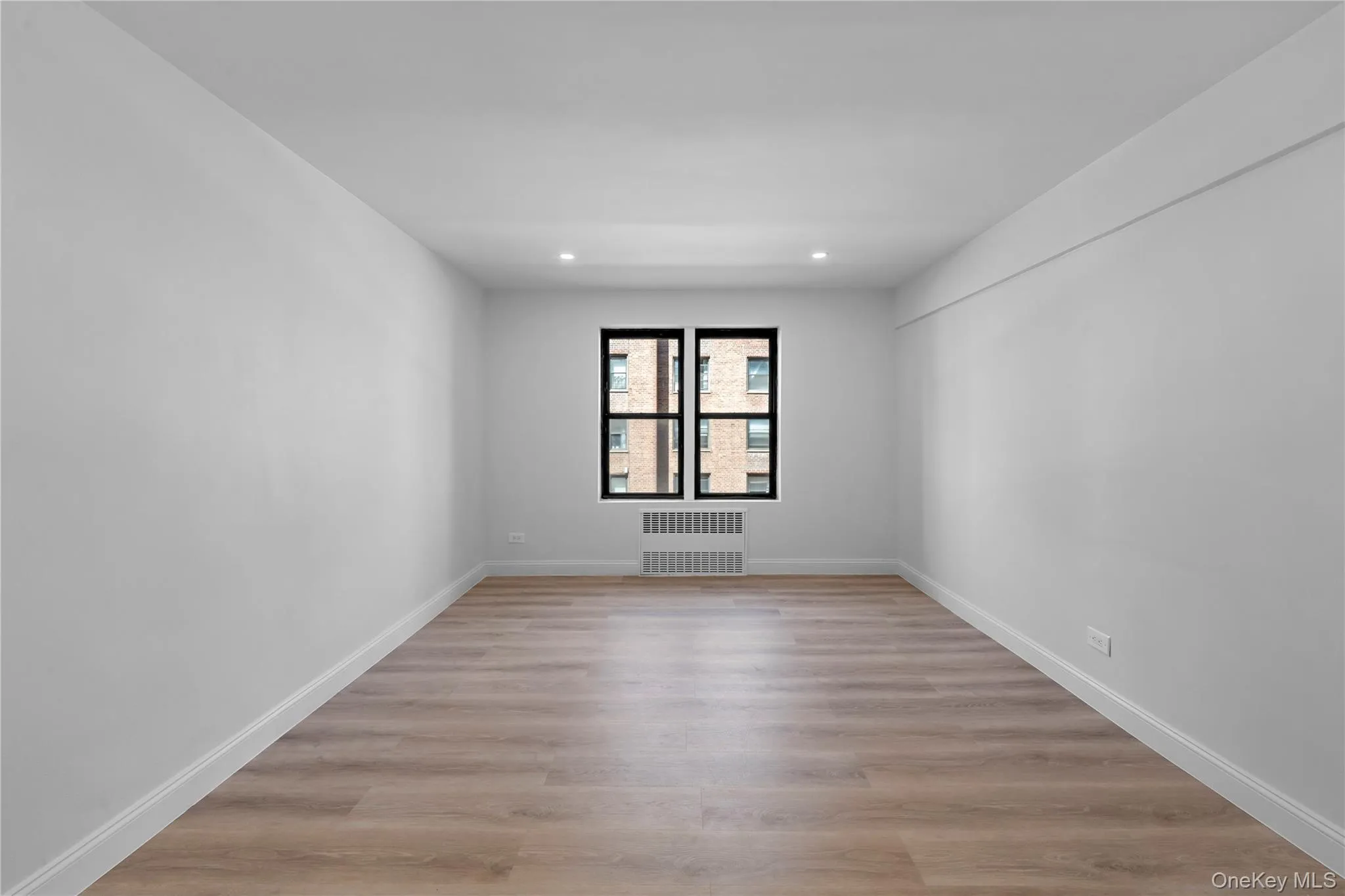 37-20 87th Street, New York, NY, 2 Bedrooms Bedrooms, 5 Rooms Rooms,1 BathroomBathrooms,Residential,For Rent,87th,0,1011464 37-20 87th Street, New York, NY, 2 Bedrooms Bedrooms, 5 Rooms Rooms,1 BathroomBathrooms,Residential,For Rent,87th,0,1011464