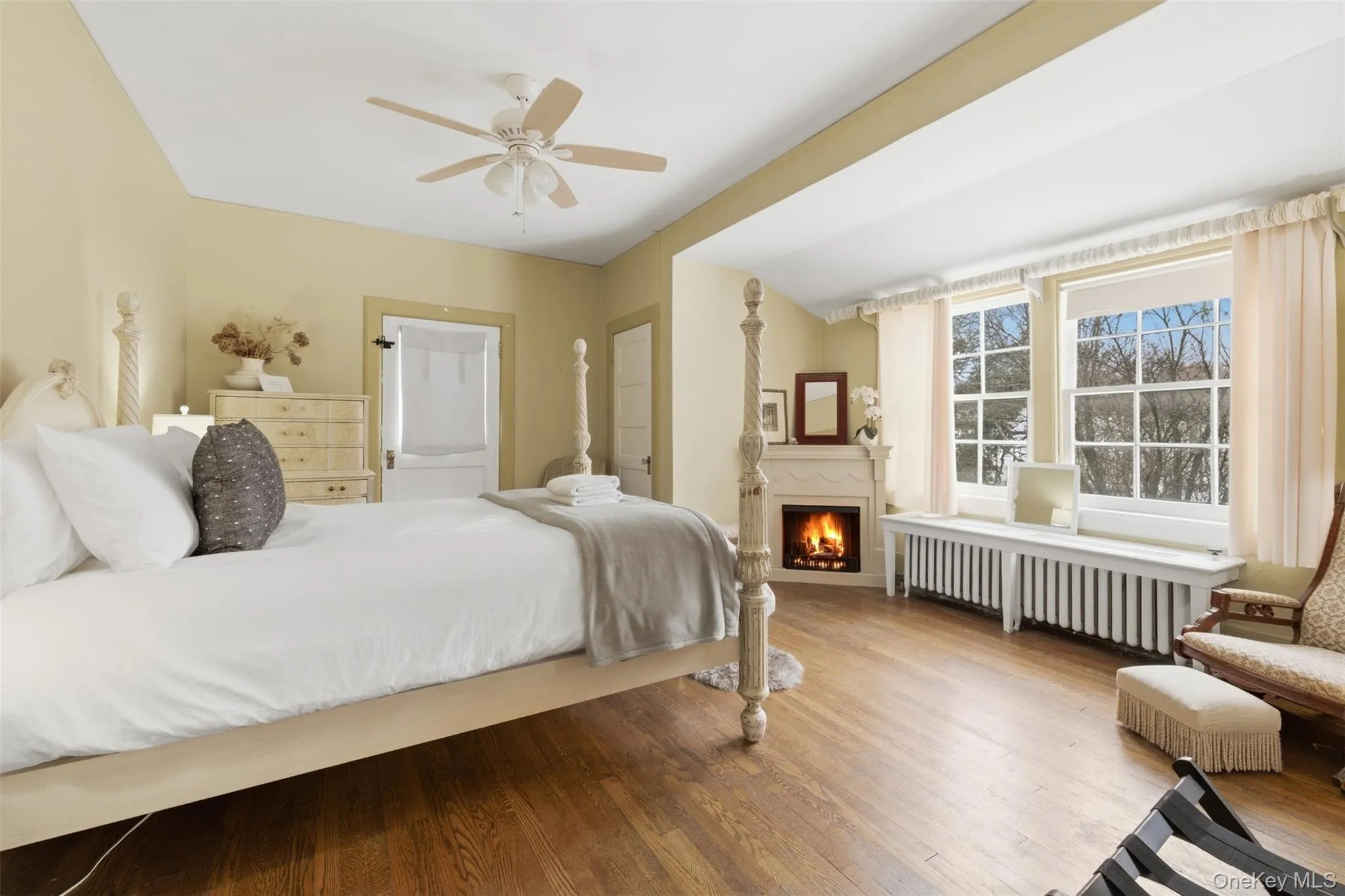 5 Trinity Place, Cornwall, NY, 6 Bedrooms Bedrooms, 15 Rooms Rooms,5 BathroomsBathrooms,Residential Lease,For Rent,Trinity,0,1011466 5 Trinity Place, Cornwall, NY, 6 Bedrooms Bedrooms, 15 Rooms Rooms,5 BathroomsBathrooms,Residential Lease,For Rent,Trinity,0,1011466