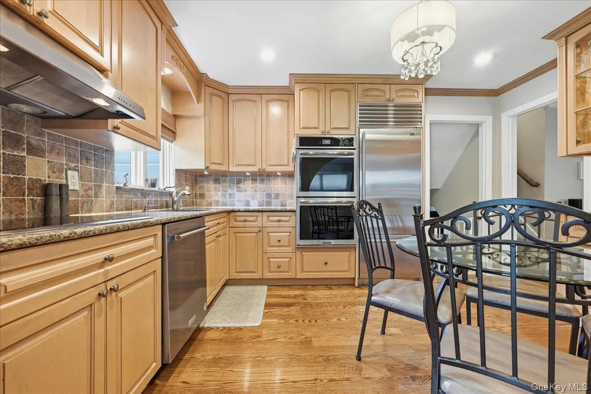 33 Pell Terrace, Hempstead, NY, 4 Bedrooms Bedrooms, 8 Rooms Rooms,3 BathroomsBathrooms,Residential,For Rent,Pell,0,1011468 33 Pell Terrace, Hempstead, NY, 4 Bedrooms Bedrooms, 8 Rooms Rooms,3 BathroomsBathrooms,Residential,For Rent,Pell,0,1011468