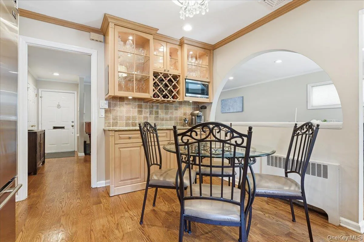 33 Pell Terrace, Hempstead, NY, 4 Bedrooms Bedrooms, 8 Rooms Rooms,3 BathroomsBathrooms,Residential,For Rent,Pell,0,1011468 33 Pell Terrace, Hempstead, NY, 4 Bedrooms Bedrooms, 8 Rooms Rooms,3 BathroomsBathrooms,Residential,For Rent,Pell,0,1011468