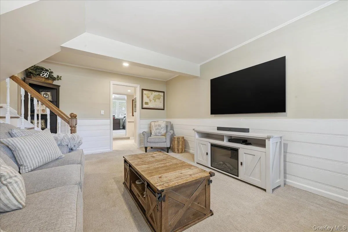 33 Pell Terrace, Hempstead, NY, 4 Bedrooms Bedrooms, 8 Rooms Rooms,3 BathroomsBathrooms,Residential,For Rent,Pell,0,1011468 33 Pell Terrace, Hempstead, NY, 4 Bedrooms Bedrooms, 8 Rooms Rooms,3 BathroomsBathrooms,Residential,For Rent,Pell,0,1011468