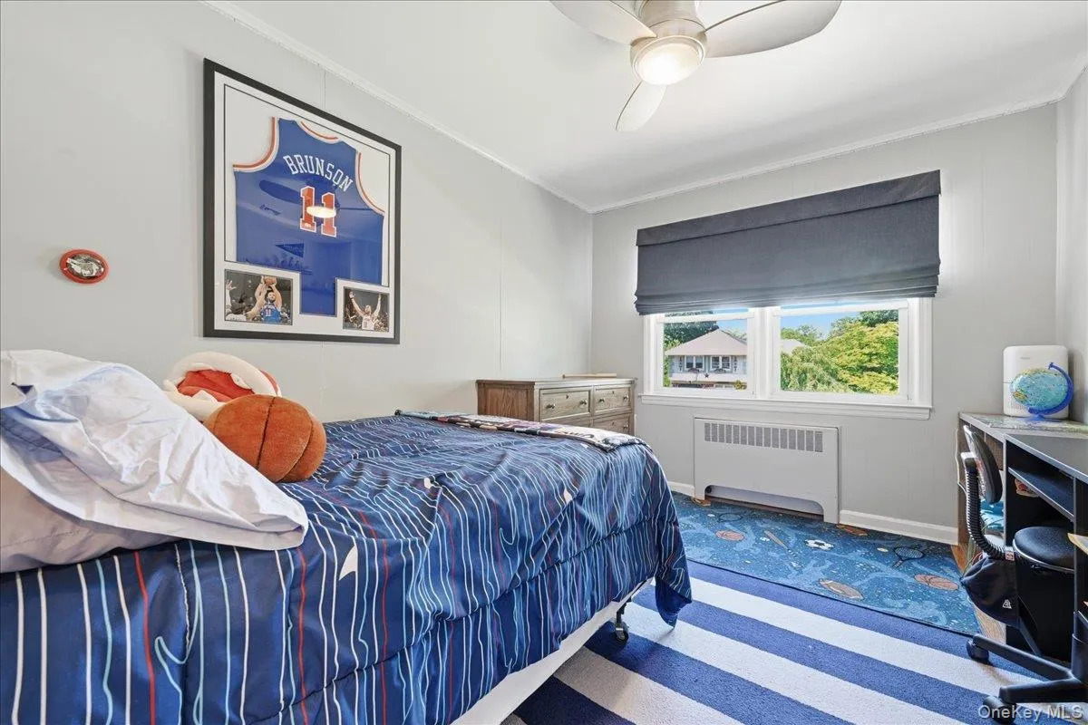 33 Pell Terrace, Hempstead, NY, 4 Bedrooms Bedrooms, 8 Rooms Rooms,3 BathroomsBathrooms,Residential,For Rent,Pell,0,1011468 33 Pell Terrace, Hempstead, NY, 4 Bedrooms Bedrooms, 8 Rooms Rooms,3 BathroomsBathrooms,Residential,For Rent,Pell,0,1011468