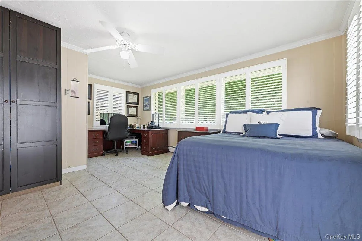 33 Pell Terrace, Hempstead, NY, 4 Bedrooms Bedrooms, 8 Rooms Rooms,3 BathroomsBathrooms,Residential,For Rent,Pell,0,1011468 33 Pell Terrace, Hempstead, NY, 4 Bedrooms Bedrooms, 8 Rooms Rooms,3 BathroomsBathrooms,Residential,For Rent,Pell,0,1011468