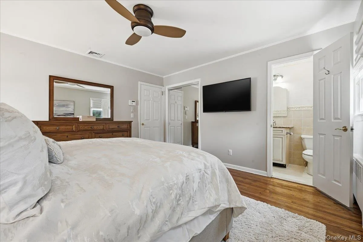 33 Pell Terrace, Hempstead, NY, 4 Bedrooms Bedrooms, 8 Rooms Rooms,3 BathroomsBathrooms,Residential,For Rent,Pell,0,1011468 33 Pell Terrace, Hempstead, NY, 4 Bedrooms Bedrooms, 8 Rooms Rooms,3 BathroomsBathrooms,Residential,For Rent,Pell,0,1011468