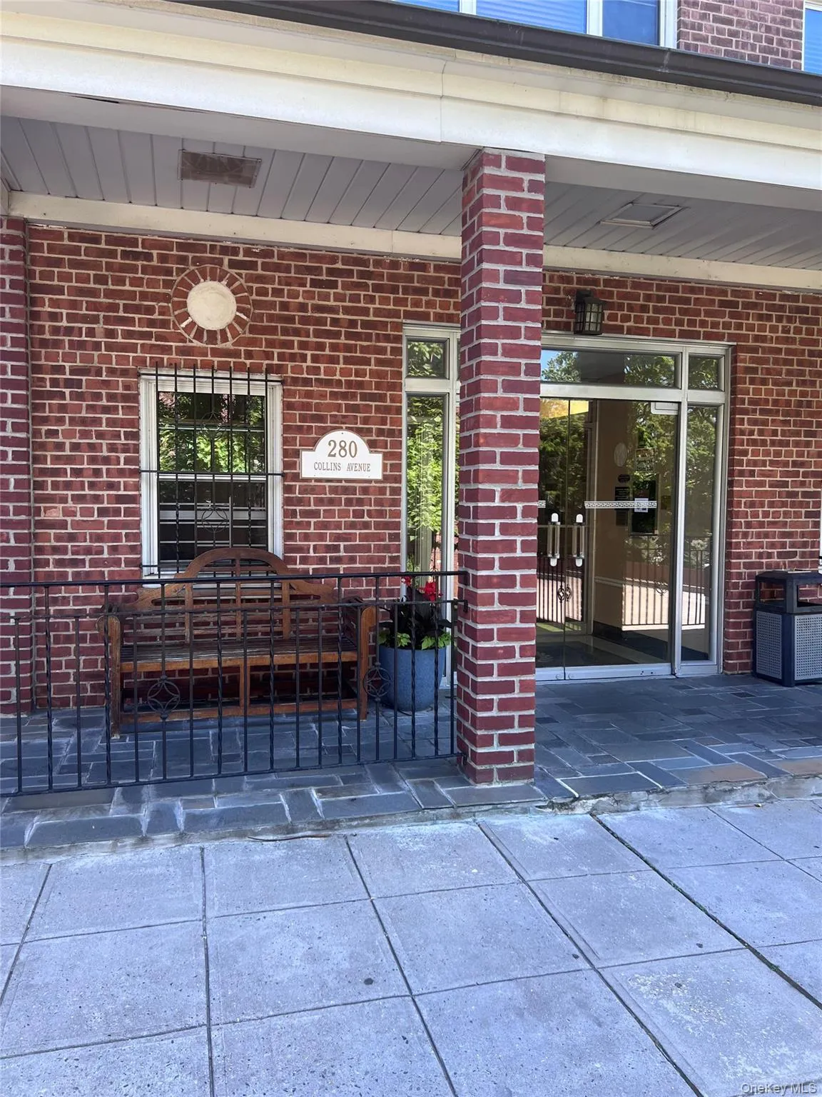280 Collins Avenue, Mount Vernon, NY, 2 Bedrooms Bedrooms, 5 Rooms Rooms,1 BathroomBathrooms,Residential,For Rent,Collins,0,1011469 280 Collins Avenue, Mount Vernon, NY, 2 Bedrooms Bedrooms, 5 Rooms Rooms,1 BathroomBathrooms,Residential,For Rent,Collins,0,1011469