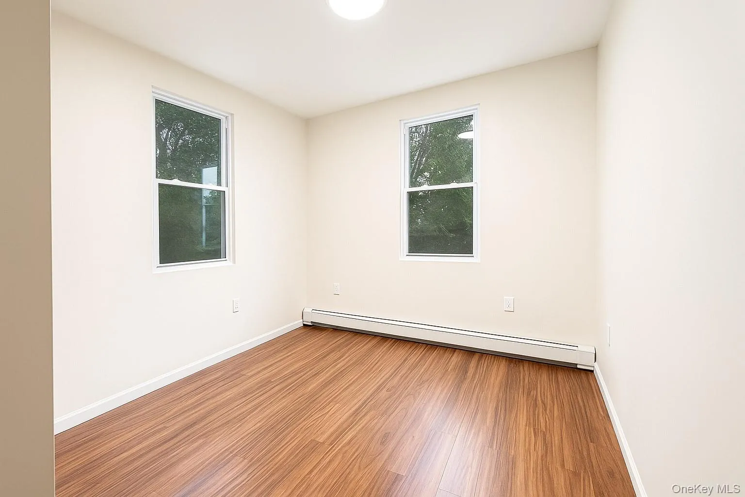 557 Van Nest Avenue, New York, NY, 3 Bedrooms Bedrooms, 5 Rooms Rooms,1 BathroomBathrooms,Residential Lease,For Rent,Van Nest,0,1011473 557 Van Nest Avenue, New York, NY, 3 Bedrooms Bedrooms, 5 Rooms Rooms,1 BathroomBathrooms,Residential Lease,For Rent,Van Nest,0,1011473