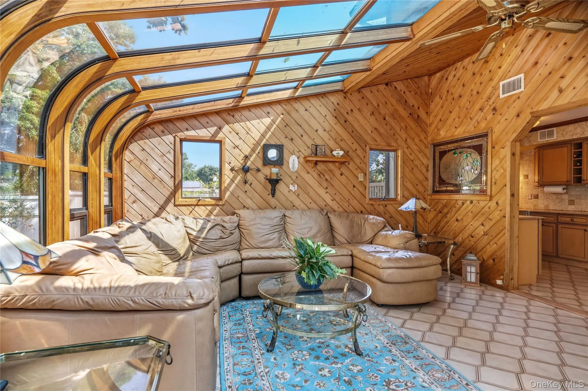 The open concept layout provides a spacious & inviting atmosphere for relaxing & entertaining. The open concept layout provides a spacious & inviting atmosphere for relaxing & entertaining.