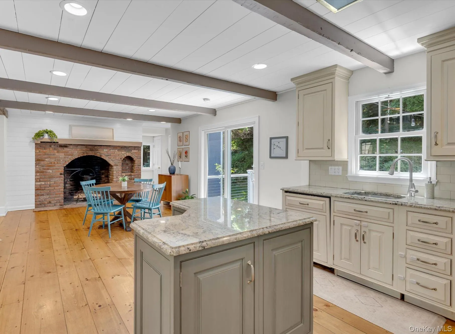 14 Hawks Nest Road, Brookhaven, NY, 4 Bedrooms Bedrooms, 7 Rooms Rooms,2 BathroomsBathrooms,Residential,For Rent,Hawks Nest,0,1011478 14 Hawks Nest Road, Brookhaven, NY, 4 Bedrooms Bedrooms, 7 Rooms Rooms,2 BathroomsBathrooms,Residential,For Rent,Hawks Nest,0,1011478