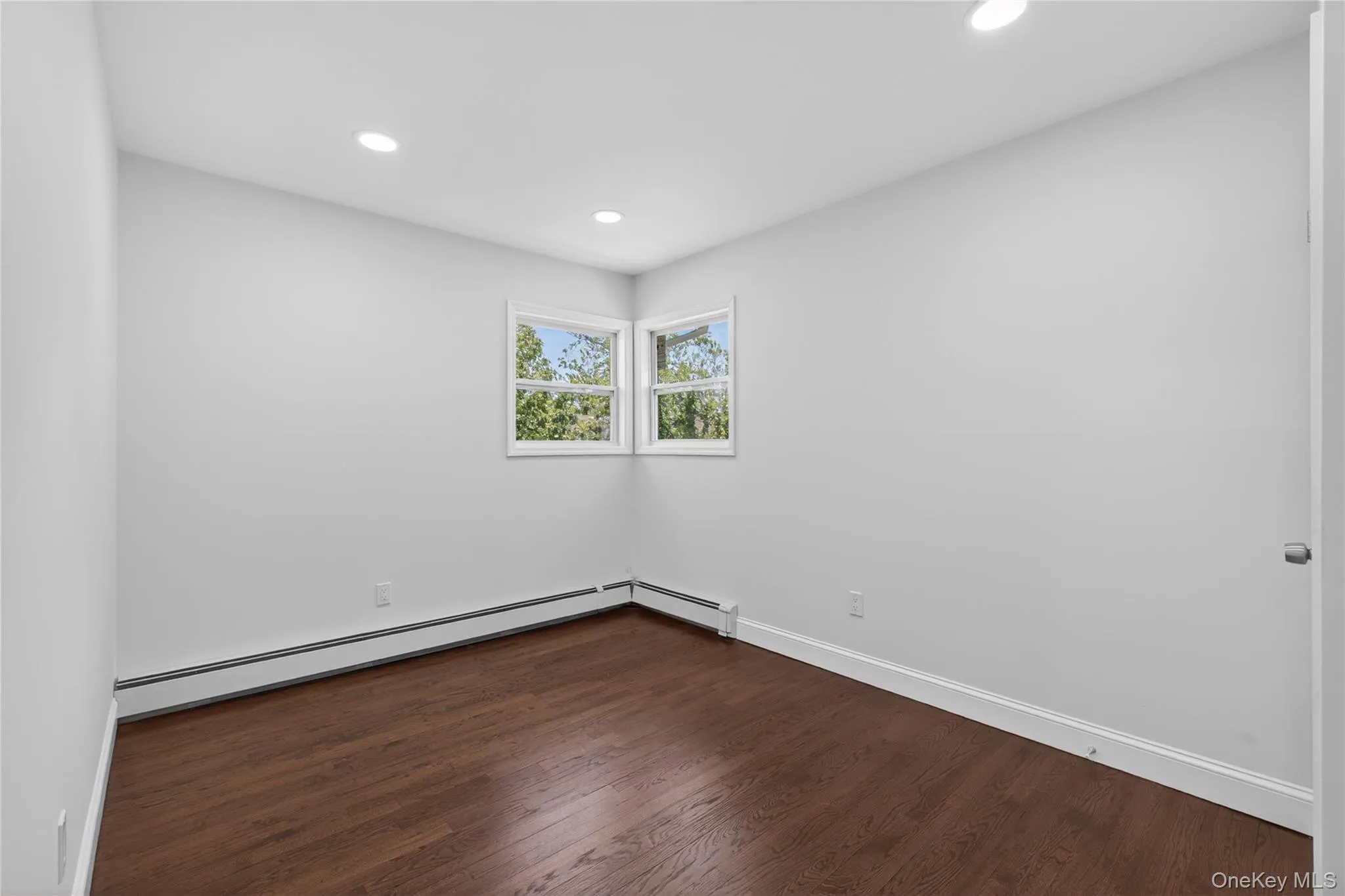 370 Chelsea Avenue, West Babylon, NY, 5 Bedrooms Bedrooms, 7 Rooms Rooms,2 BathroomsBathrooms,Residential,For Rent,Chelsea,0,1011479 370 Chelsea Avenue, West Babylon, NY, 5 Bedrooms Bedrooms, 7 Rooms Rooms,2 BathroomsBathrooms,Residential,For Rent,Chelsea,0,1011479