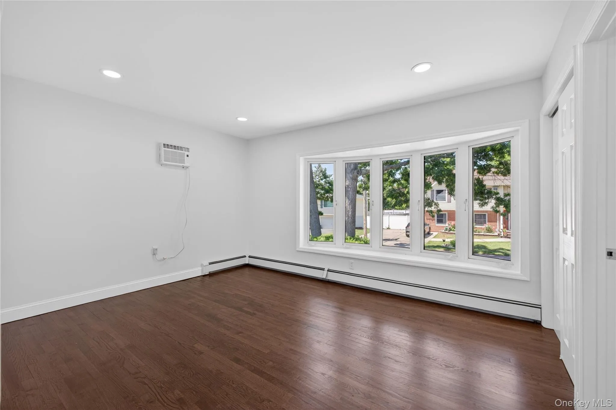 370 Chelsea Avenue, West Babylon, NY, 5 Bedrooms Bedrooms, 7 Rooms Rooms,2 BathroomsBathrooms,Residential,For Rent,Chelsea,0,1011479 370 Chelsea Avenue, West Babylon, NY, 5 Bedrooms Bedrooms, 7 Rooms Rooms,2 BathroomsBathrooms,Residential,For Rent,Chelsea,0,1011479