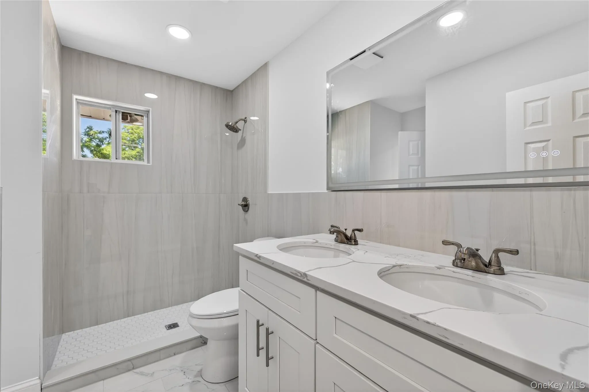 370 Chelsea Avenue, West Babylon, NY, 5 Bedrooms Bedrooms, 7 Rooms Rooms,2 BathroomsBathrooms,Residential,For Rent,Chelsea,0,1011479 370 Chelsea Avenue, West Babylon, NY, 5 Bedrooms Bedrooms, 7 Rooms Rooms,2 BathroomsBathrooms,Residential,For Rent,Chelsea,0,1011479