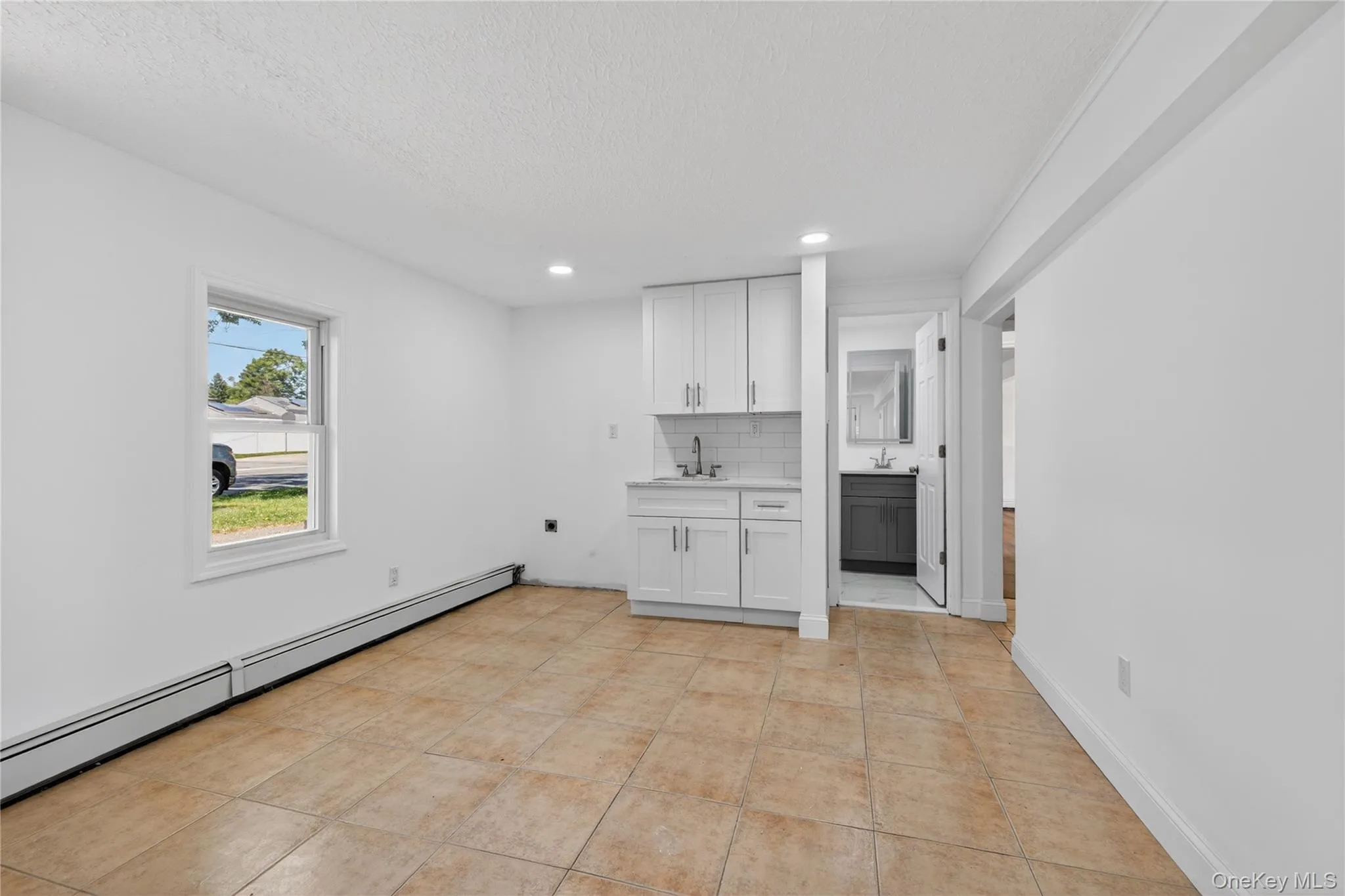 370 Chelsea Avenue, West Babylon, NY, 5 Bedrooms Bedrooms, 7 Rooms Rooms,2 BathroomsBathrooms,Residential,For Rent,Chelsea,0,1011479 370 Chelsea Avenue, West Babylon, NY, 5 Bedrooms Bedrooms, 7 Rooms Rooms,2 BathroomsBathrooms,Residential,For Rent,Chelsea,0,1011479