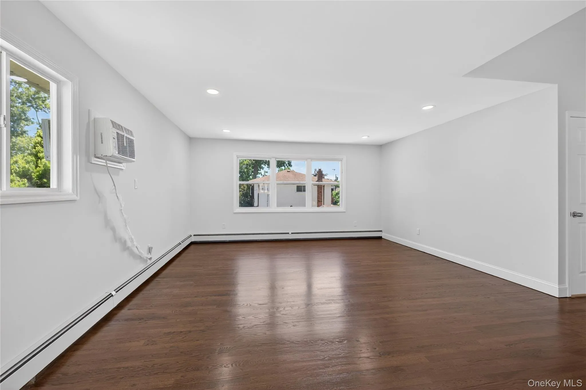 370 Chelsea Avenue, West Babylon, NY, 5 Bedrooms Bedrooms, 7 Rooms Rooms,2 BathroomsBathrooms,Residential,For Rent,Chelsea,0,1011479 370 Chelsea Avenue, West Babylon, NY, 5 Bedrooms Bedrooms, 7 Rooms Rooms,2 BathroomsBathrooms,Residential,For Rent,Chelsea,0,1011479