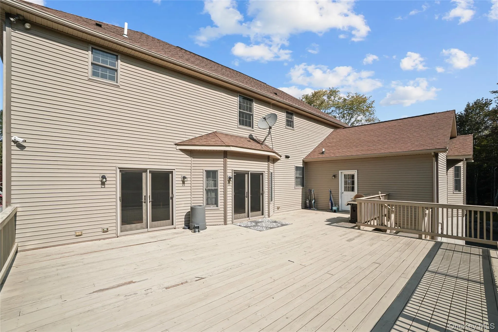 210 Grey Road, Fallsburg, NY, 8 Bedrooms Bedrooms, 18 Rooms Rooms,5 BathroomsBathrooms,Residential,For Rent,Grey,0,1011484 210 Grey Road, Fallsburg, NY, 8 Bedrooms Bedrooms, 18 Rooms Rooms,5 BathroomsBathrooms,Residential,For Rent,Grey,0,1011484