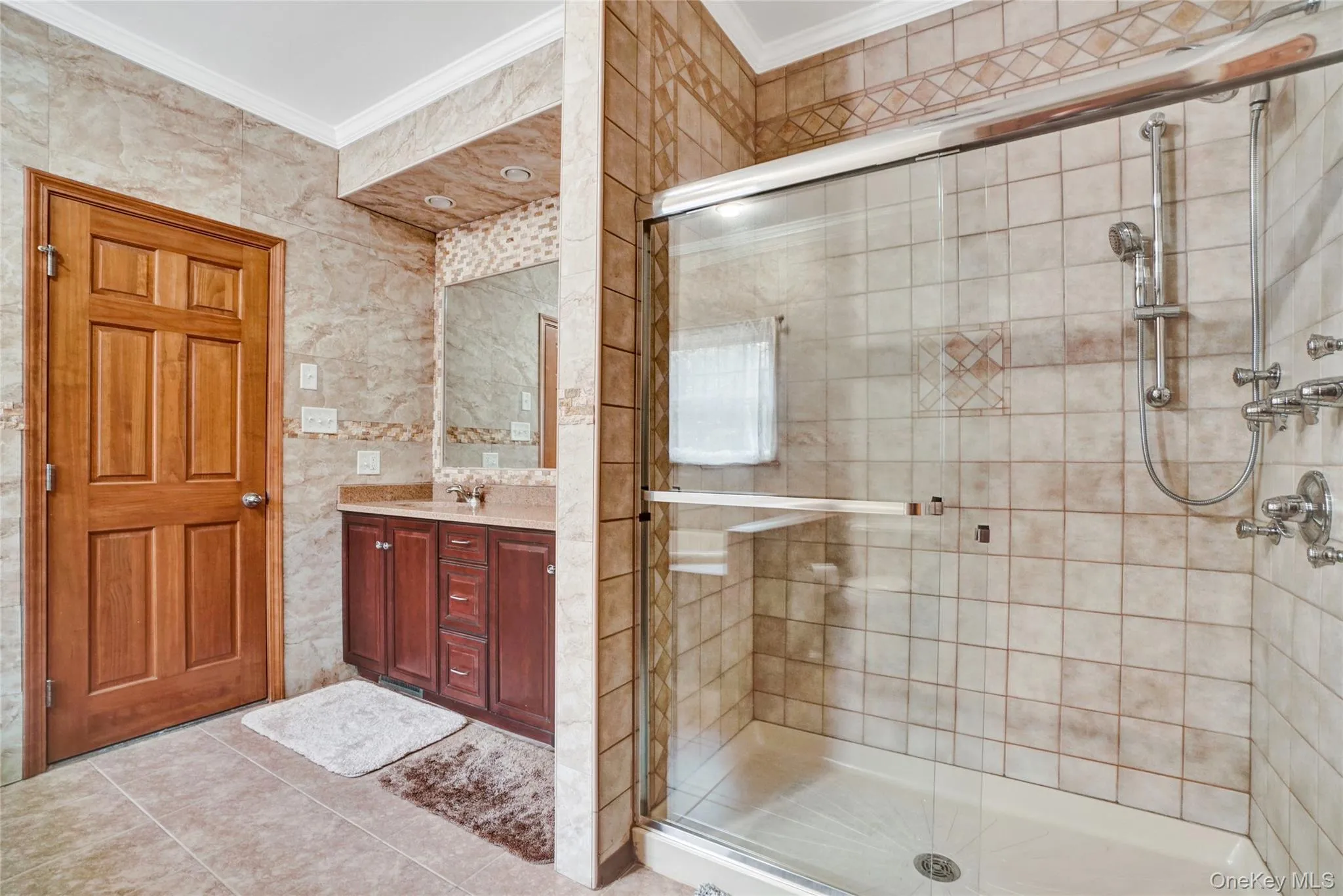 210 Grey Road, Fallsburg, NY, 8 Bedrooms Bedrooms, 18 Rooms Rooms,5 BathroomsBathrooms,Residential,For Rent,Grey,0,1011484 210 Grey Road, Fallsburg, NY, 8 Bedrooms Bedrooms, 18 Rooms Rooms,5 BathroomsBathrooms,Residential,For Rent,Grey,0,1011484