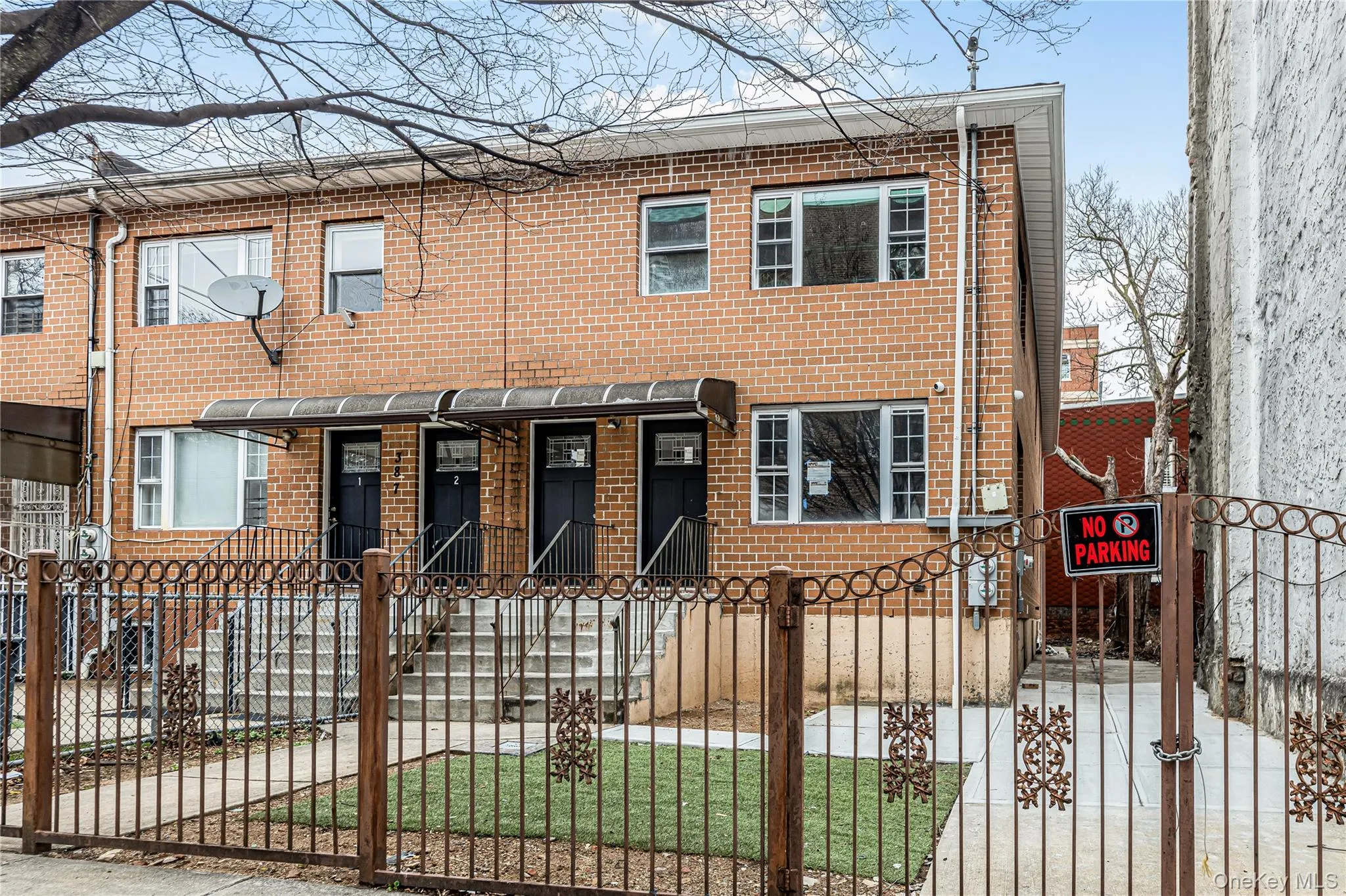 389 Jerome Street, New York, NY, 3 Bedrooms Bedrooms, 6 Rooms Rooms,1 BathroomBathrooms,Residential Lease,For Rent,Jerome,0,1011485 389 Jerome Street, New York, NY, 3 Bedrooms Bedrooms, 6 Rooms Rooms,1 BathroomBathrooms,Residential Lease,For Rent,Jerome,0,1011485