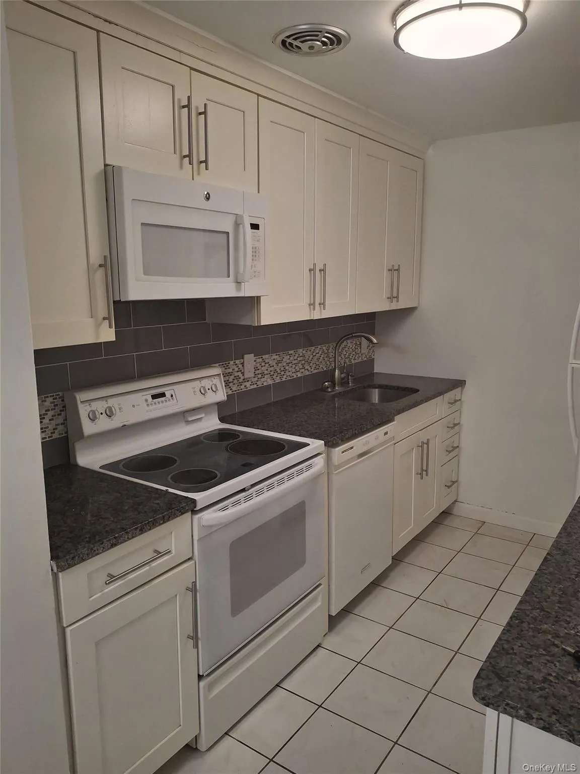 2 Secora Rd, Ramapo, NY, 2 Bedrooms Bedrooms, 5 Rooms Rooms,2 BathroomsBathrooms,Residential Lease,For Rent,Secora Rd,0,1011487 2 Secora Rd, Ramapo, NY, 2 Bedrooms Bedrooms, 5 Rooms Rooms,2 BathroomsBathrooms,Residential Lease,For Rent,Secora Rd,0,1011487