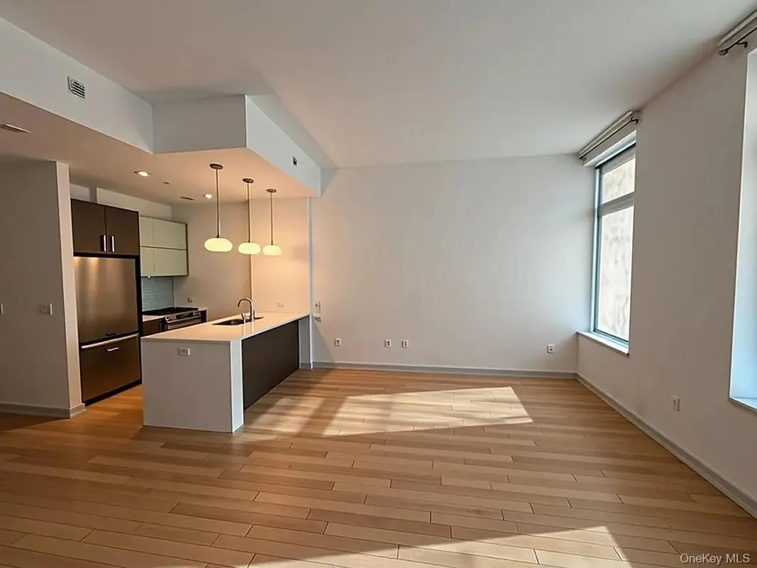 2145 44th Drive, New York, NY, 1 Room Rooms,1 BathroomBathrooms,Residential,For Rent,44th,0,1011491 2145 44th Drive, New York, NY, 1 Room Rooms,1 BathroomBathrooms,Residential,For Rent,44th,0,1011491