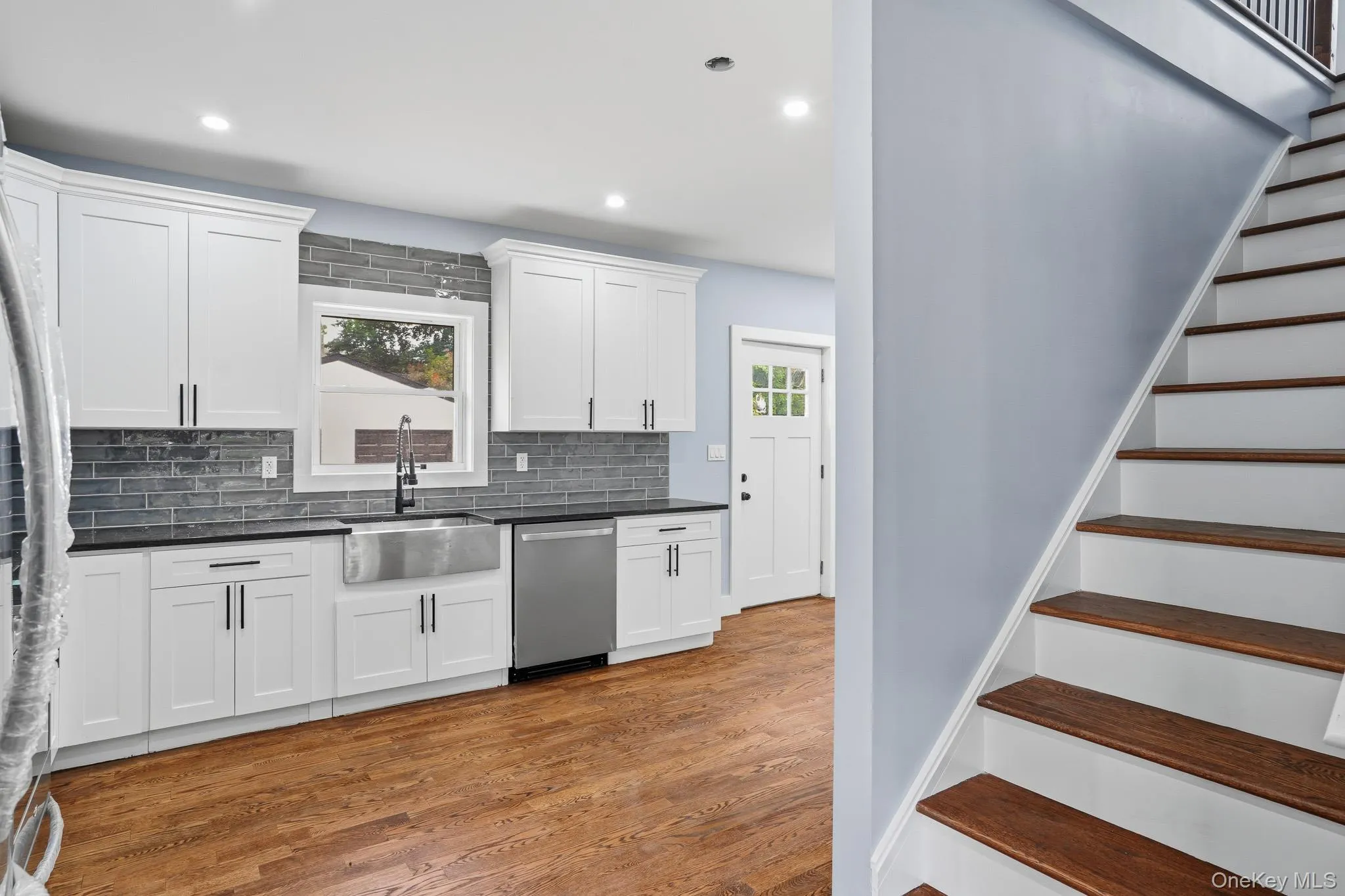 25 Remsen Avenue, Wappinger, NY, 5 Bedrooms Bedrooms, 8 Rooms Rooms,3 BathroomsBathrooms,Residential,For Rent,Remsen,0,1011496 25 Remsen Avenue, Wappinger, NY, 5 Bedrooms Bedrooms, 8 Rooms Rooms,3 BathroomsBathrooms,Residential,For Rent,Remsen,0,1011496