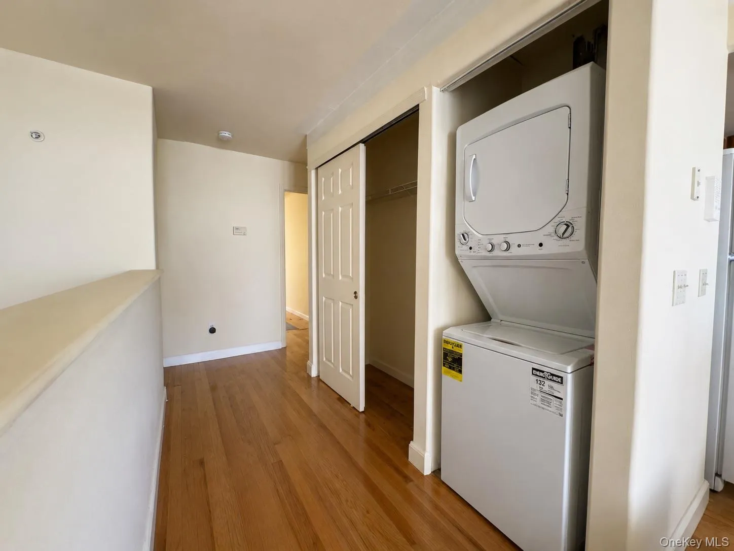 7708 Aquatic Drive, New York, NY, 2 Bedrooms Bedrooms, 4 Rooms Rooms,1 BathroomBathrooms,Residential Lease,For Rent,Aquatic,0,1011500 7708 Aquatic Drive, New York, NY, 2 Bedrooms Bedrooms, 4 Rooms Rooms,1 BathroomBathrooms,Residential Lease,For Rent,Aquatic,0,1011500