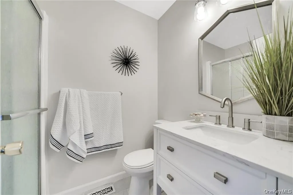 2 Goldsmith Court, Blooming Grove, NY, 2 Bedrooms Bedrooms, 5 Rooms Rooms,2 BathroomsBathrooms,Residential Lease,For Rent,Goldsmith,0,1011502 2 Goldsmith Court, Blooming Grove, NY, 2 Bedrooms Bedrooms, 5 Rooms Rooms,2 BathroomsBathrooms,Residential Lease,For Rent,Goldsmith,0,1011502